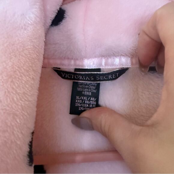 Victoria's Secret Pink Robe with Black Polka Dots XL/XXL - Picture 5 of 6